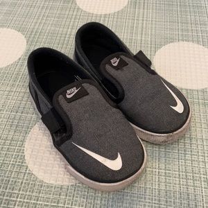 Nike slip on